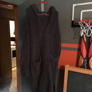 Beautiful rare barefoot dreams coat